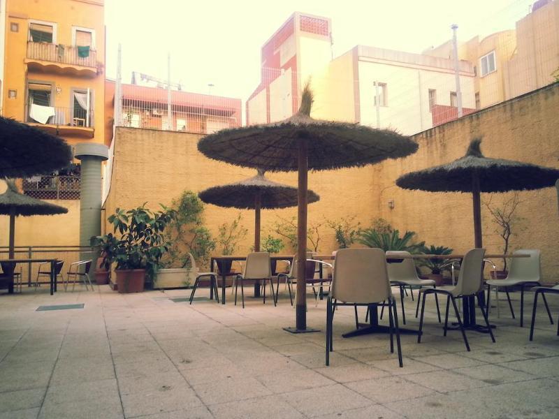 Residencia Universitaria San Agustin 바르셀로나 외부 사진